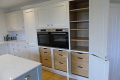 Bespoke kitchen with solid oak drawers